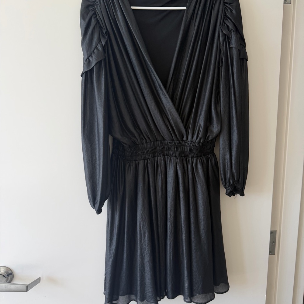 Black Women's V-Neck Long Sleeve Dress